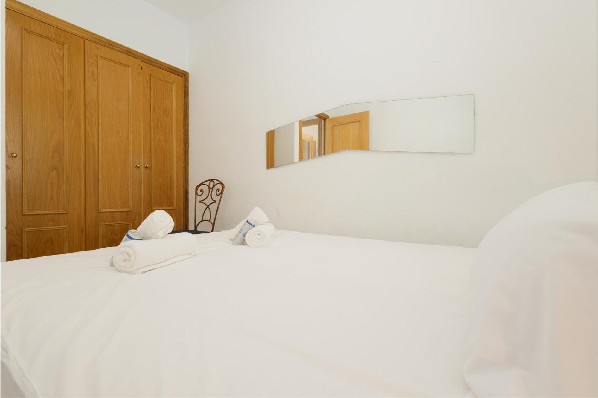 Beautiful Townhouse Walking Distance To The Beach In Costabella, Marbella Exterior photo