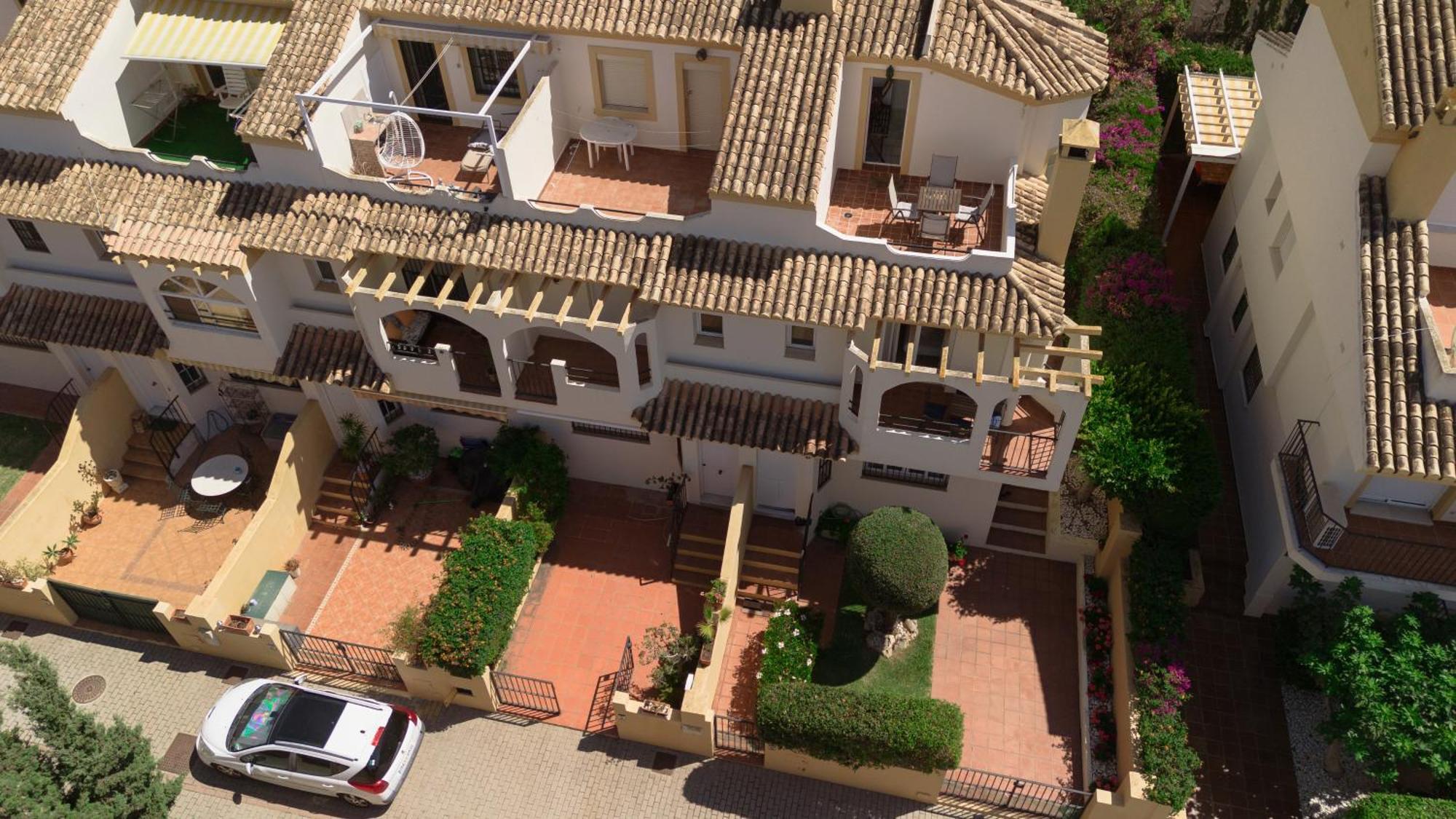 Beautiful Townhouse Walking Distance To The Beach In Costabella, Marbella Exterior photo